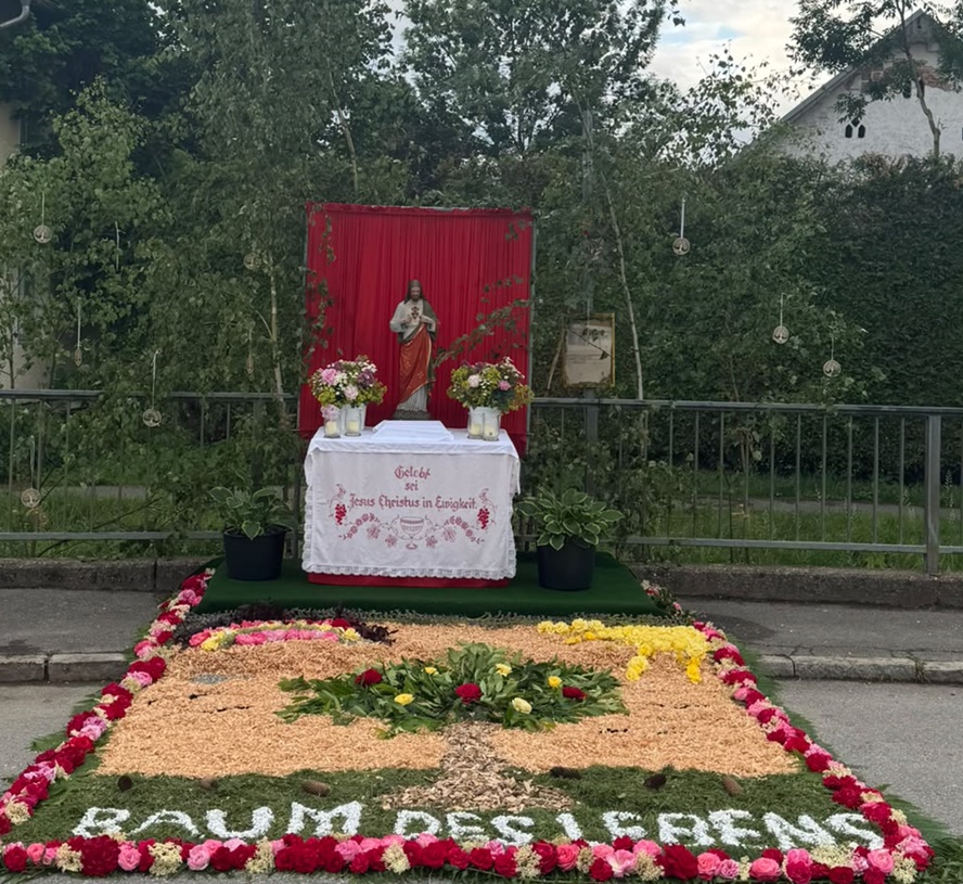 kommunionkinderaltar